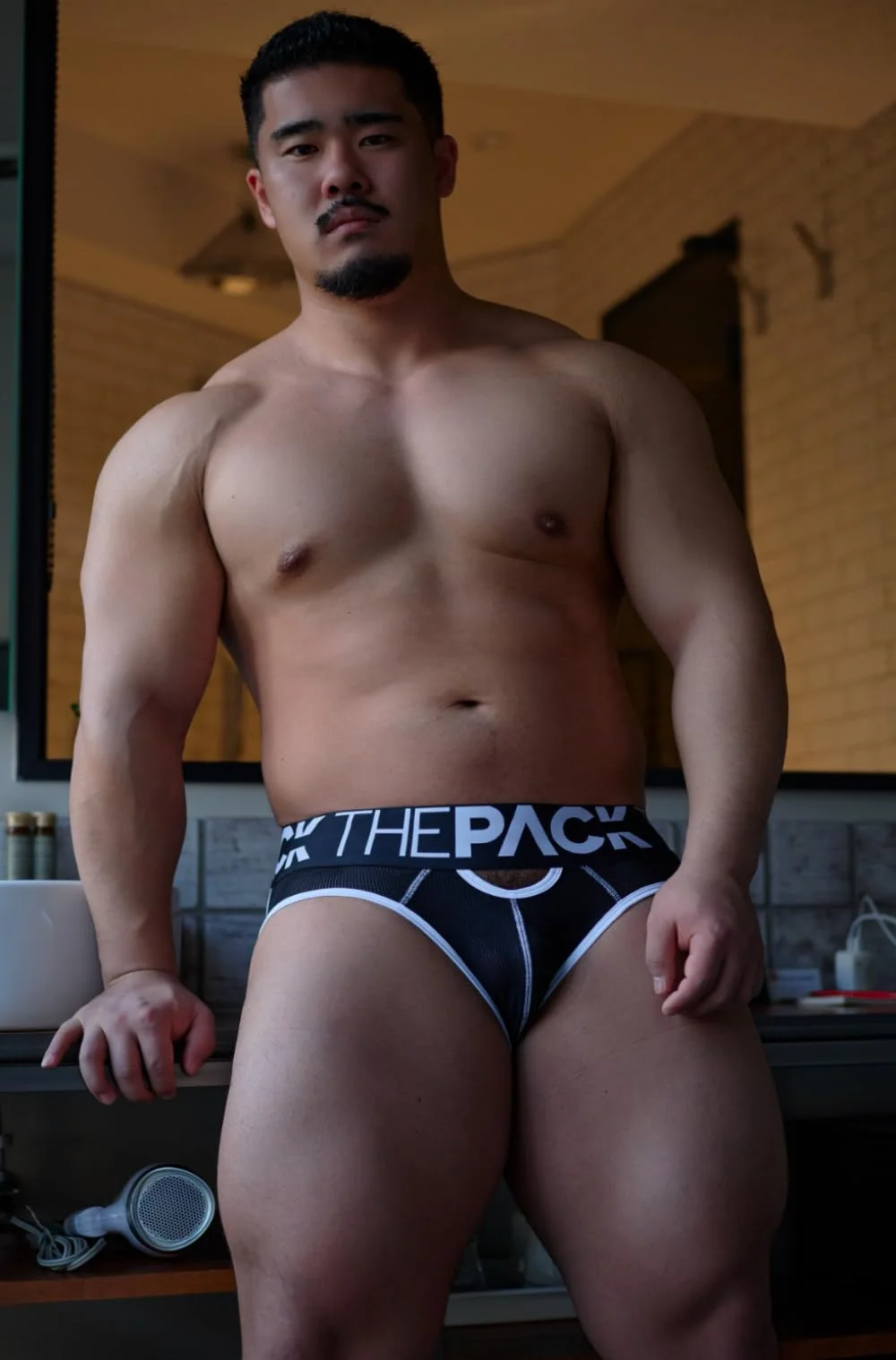 Muscle Model Japan 20